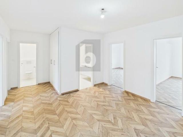 FRISCH RENOVIERT IM HERZEN DER STADT