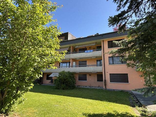 Frisch renovierte 4 1/2 Zimmer Wohnung in Romanshorn