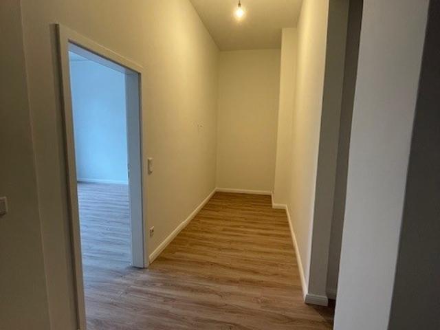 frisch renovierte 2 Zimmerwohnung im Landgebiet zu vermieten !