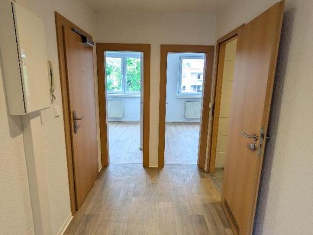 Frisch renovierte 3 Raum Wohnung mit Balkon