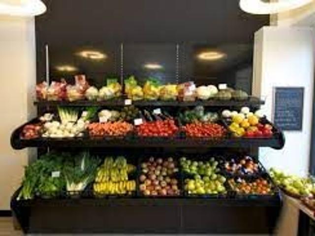 FRUTTA E VERDURA ZONA FOPPA SOLARI CONOSCIUTO ED AVVIATO DA 30 ANNI A