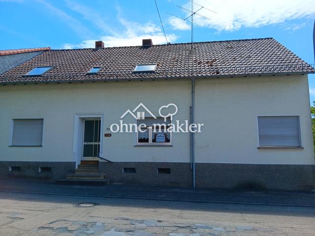 Früheres 4 Generationenhaus in ruhiger Umgebung