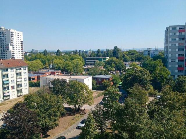 FT Süd, ab sofort frei, 4ZKBB v. privat