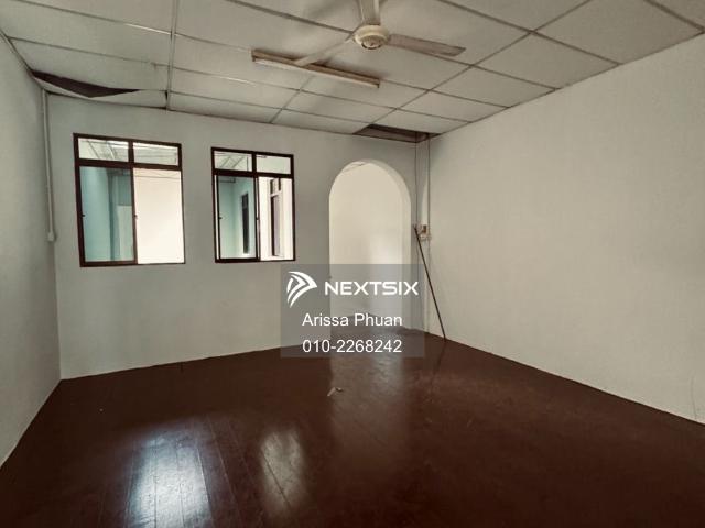 富力公主湾海景2房公寓 For Rent R&F Princess Cove Phase 2 2 bedrooms 1 bathroom 834 sqft High Floor Seaview Unit Furnished 1 parking lot Available now Rental RM 3600 nego
