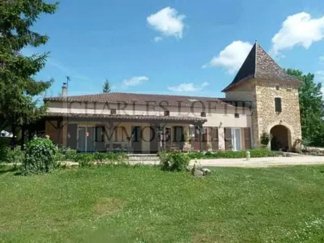 Fumel 47500 Achat / Vente maison 8 pièces t8