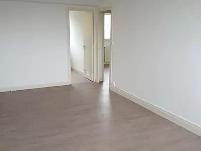 Fumel 47500 Location appartement 5 pièces t5 parking