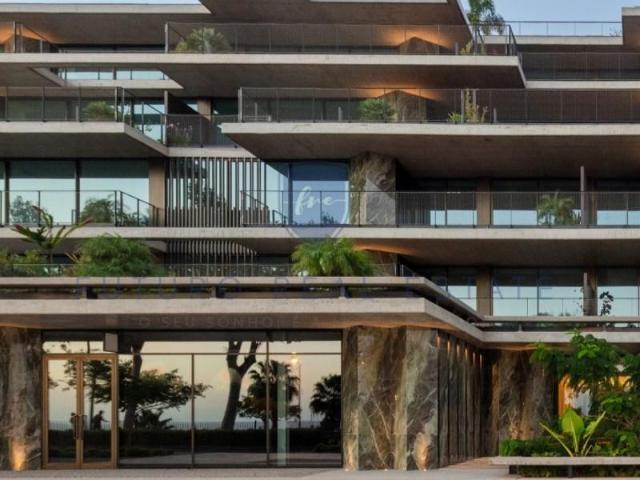 Funchal Funchal 9000 100 104153866