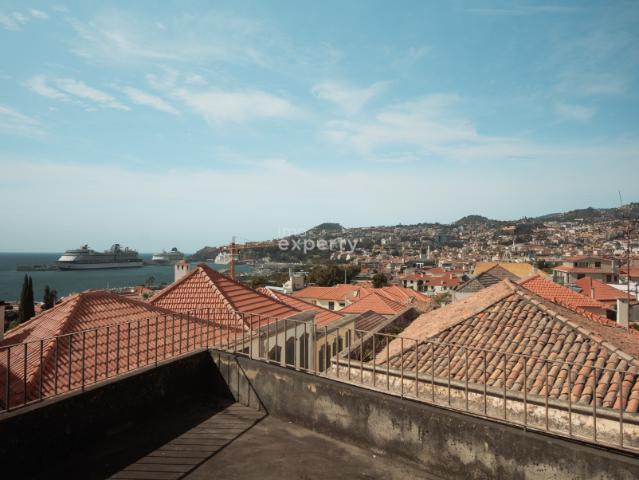 Funchal Ilha da Madeira LS96064135