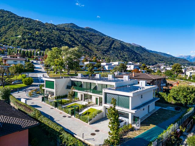 FÜNF NEUE REIHENHÄUSER MIT STIL UND KOMFORT IN MANNO