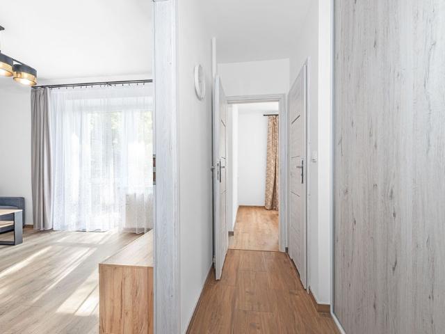 Funkcjonale mieszkanie 38 m2 z oddzielną sypialnią, balkon, tramwaj, Nowa Huta