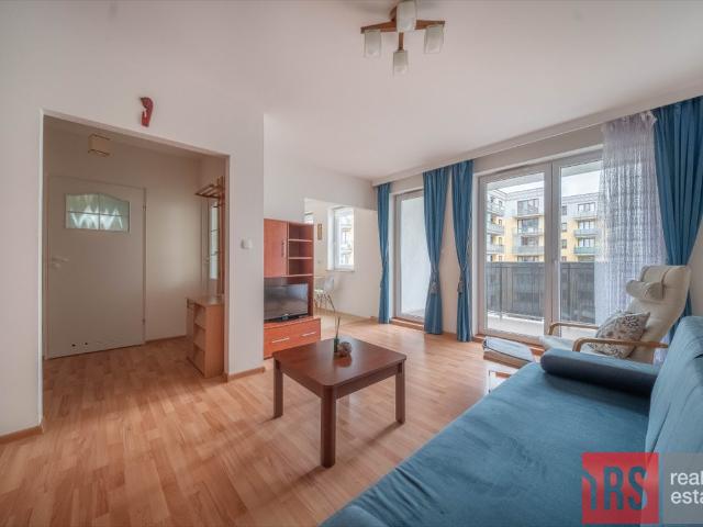 Funkcjonalne 35,8 m² z dużym balkonem i komórką