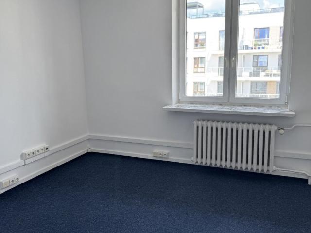 Funkcjonalne biuro 18,05 m² w zadbanym budynku na Woli