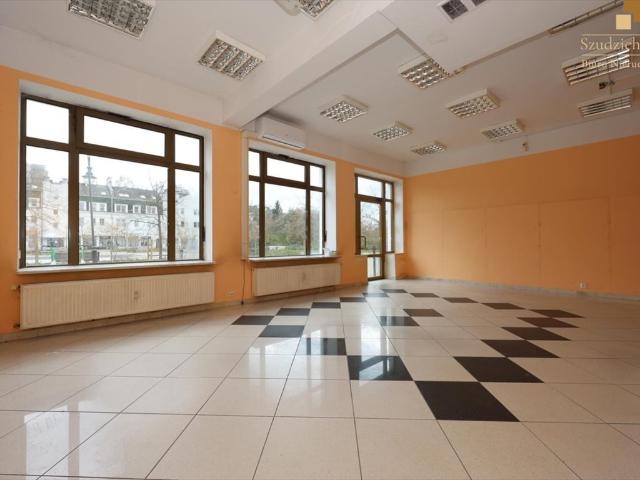 Funkcjonalny lokal usługowy 62 m² na Ursynowie