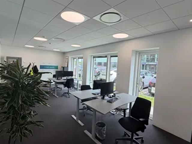 Funktionelt kontorlokale i Resilience House