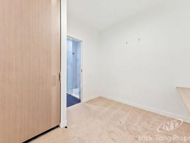 Funky Inner City Pad ONE BEDROOM PLUS STUDY