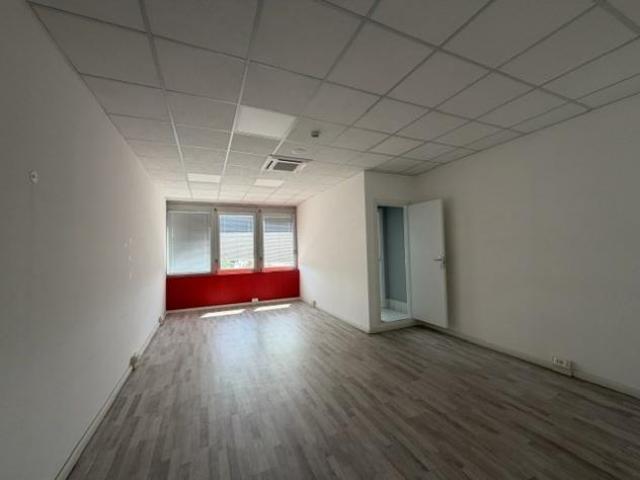 Funo Centergross Affittasi ufficio