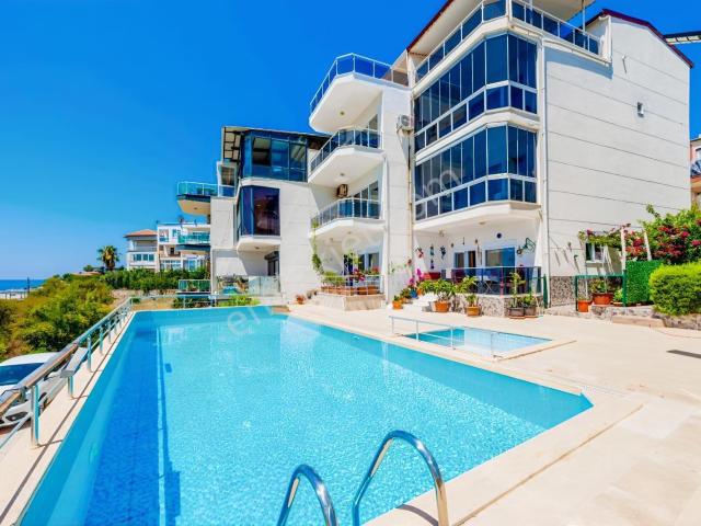Ful Deniz Manzaralı 4+2 Villa / Havuzlu Sitede /