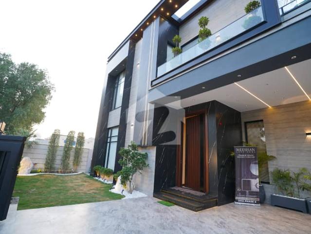Full Basement And Fully Furnished 1 Kanal Modern House Is Available For Sale