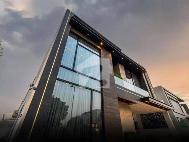 Full Basement Fully Furnished 1 Kanal Ultra Modern House For Sale