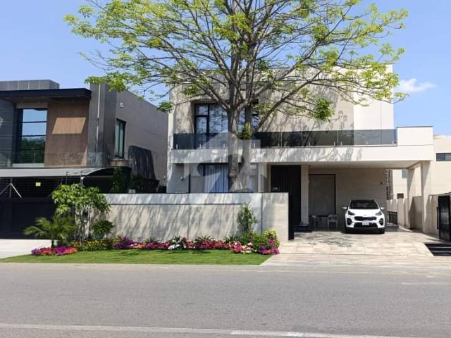 Full Basement Fully Furnished With Pool And Lift 1 Kanal Brand New House For Sale in DHA Phase 6 Prime Location Near To Dolmen Mall And Commercial