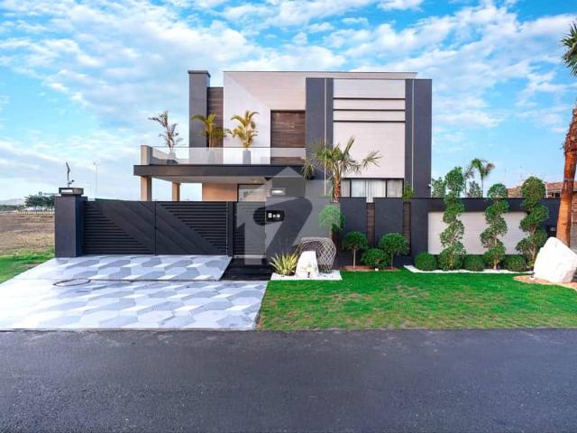 Full basement luxury villa | fully furnished & ready to move