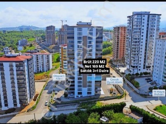 Full Deniz Manzaralı Geniş Satılık 3+1 Daire