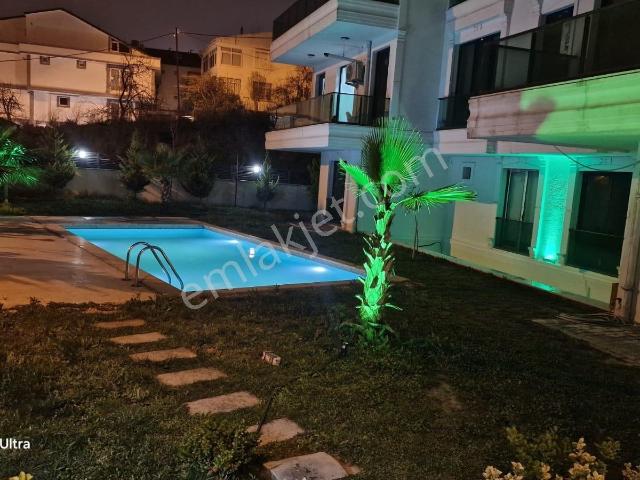 Full Deniz Manzaralı Havuzlu Sitede Satılık 4+1 Dubleks Daire