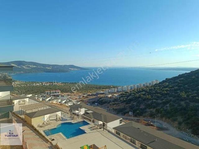 Full Deniz Manzaralı Lüks Site İçinde