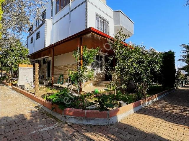 Full Deniz Ve Doğa Manzaralı Bahçeli Satılık 4+2 Villa