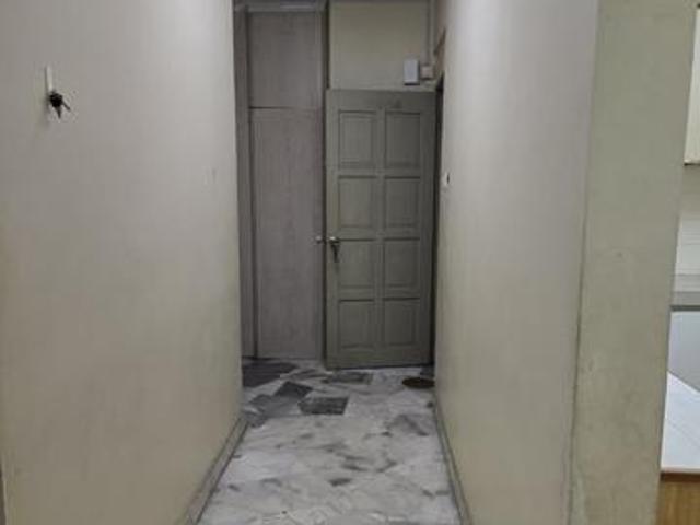 full furnised palm court condo for rent