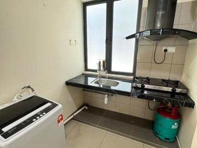 Full Furnish 2r2b Univ 360 Place Condo Seri Kembangan Serdang SK 1
