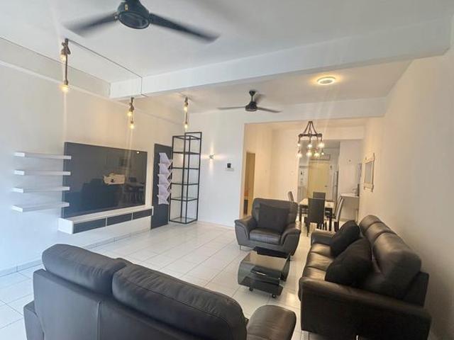 FULL FURNISH Cantik SewaAkasia Bandar Botanic Klang2sty House Rent