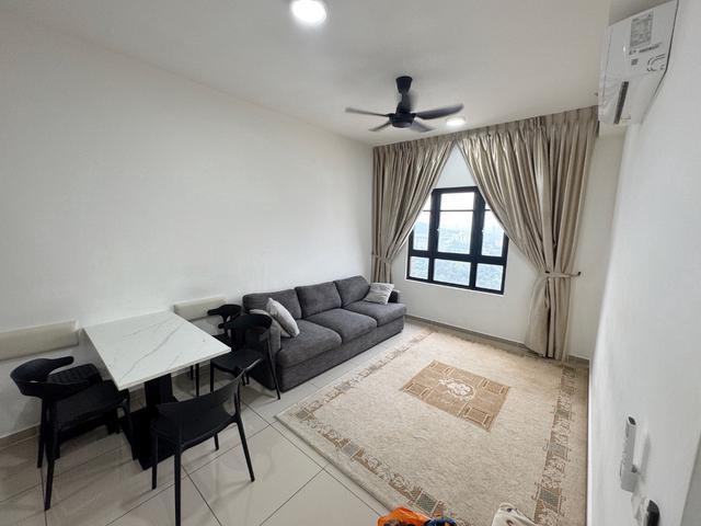 FULL FURNISH AIRCONDx2 Dvine D vine Empire Damansara Perdana