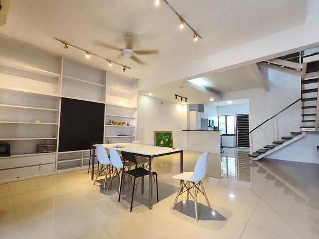 Full Furnish Ken Rimba LEGIAN 2sty Teres House Shah Alam Sek 16 LRT3