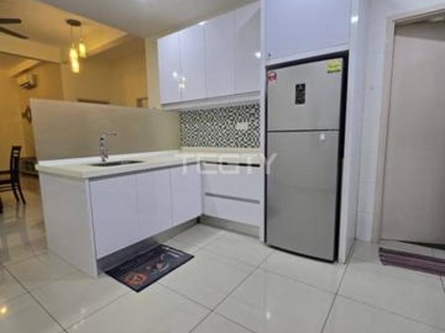 Full Furnish Ku Suites Apartment Kemuning 1009sf High Floor Pool View
