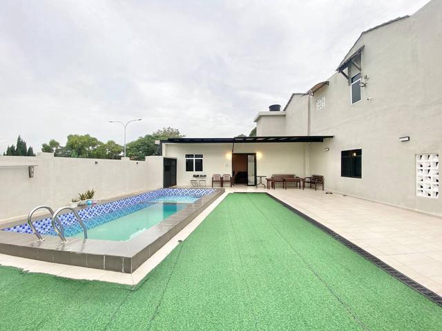 Full Furnish Pool End Lot 2 Storey Terrace Taman Sri Andalas Klang