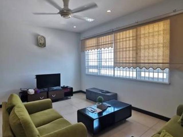 FULL FURNISH Pearl Regency Condo at Gelugor Seaview For Rent