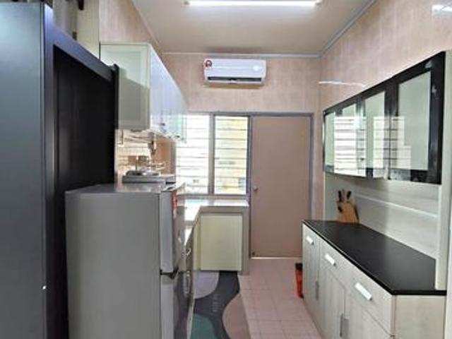 FULL FURNISH Penthouse Duplex Pangsapuri Bayu 4R4B MRT AIR CON UPM