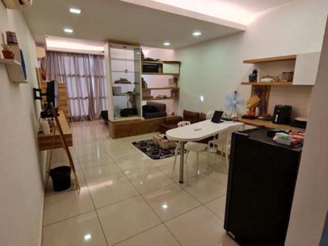 Full Furnish Zeva Residence Taman Pinggiran Putra MRT Taman Equine SK