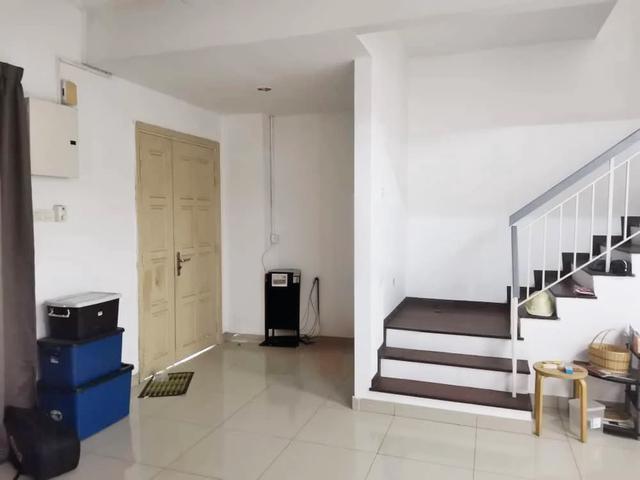 Full Furnished 2storey House at Indah residence Kemuning Utama