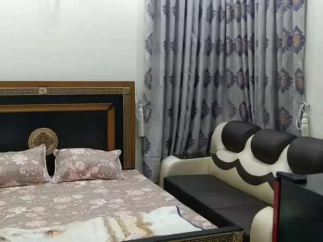Full furnished B/N bedroom best 4 bachelor in near itfaq hosptal Lahore Model Town ID 59991