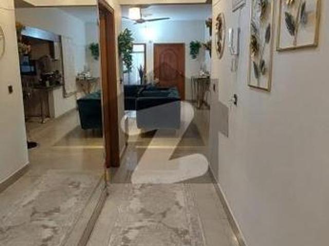 Full Floor 3 Beds D/ Flat For Rent In Badar Commercial DHA Phase 5 Ext Badar Commercial Area