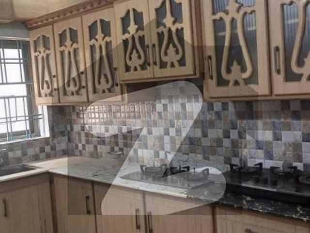 Full house available for rent in e11