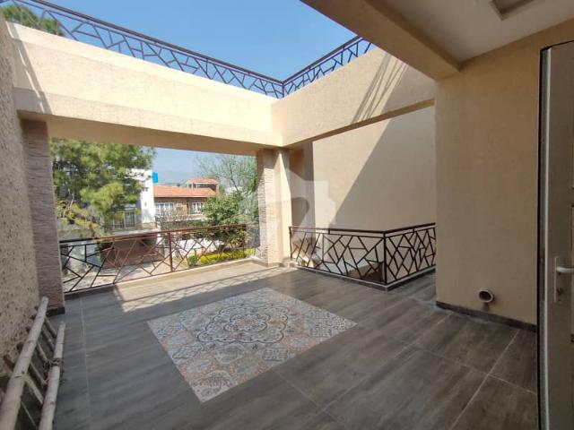 Full House For Available For Rent In F 6