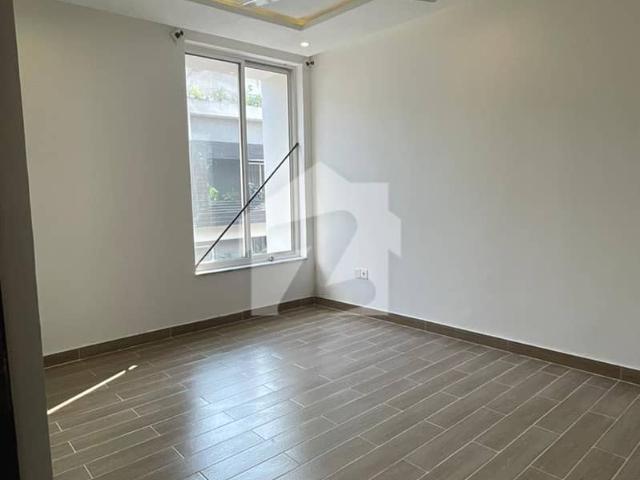 Full house for rent d12