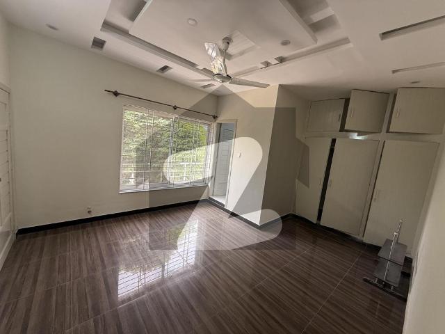 Full House For Rent Double Storey 30/60 8marla Beautiful G 11/1