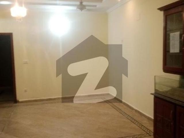 Full house For Rent 5 Bed 5 Bath 2 kitchen 2 TV lounge DD Marble flooring G 10