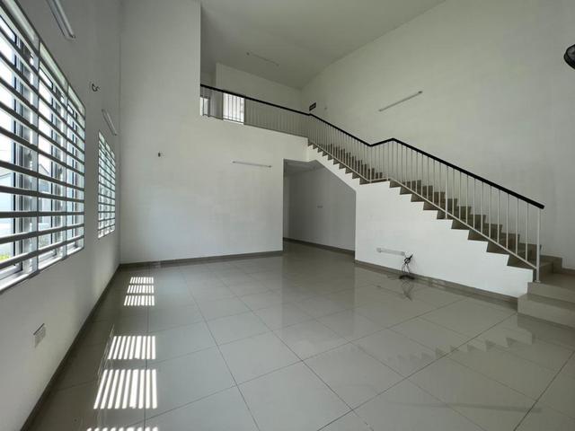 Full Loan15 storey end lot with land4 rooms at Nibong Tebal