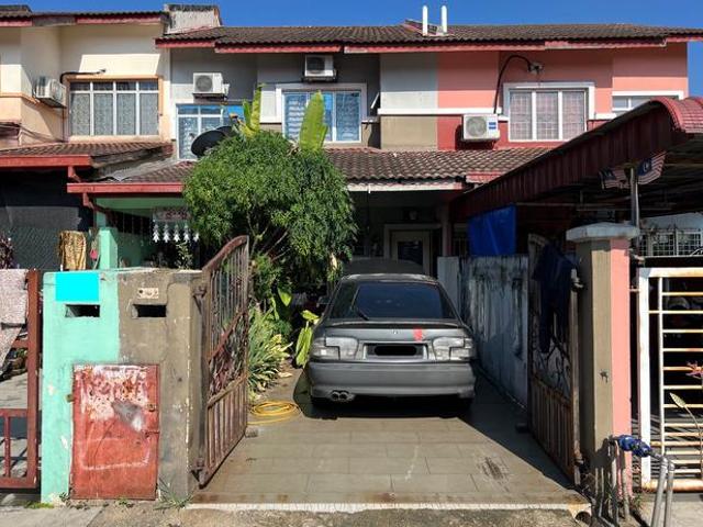 FULL LOANTownHouse 1st Floor unit Tmn Bayu Permai Rawang AEON 3R2B