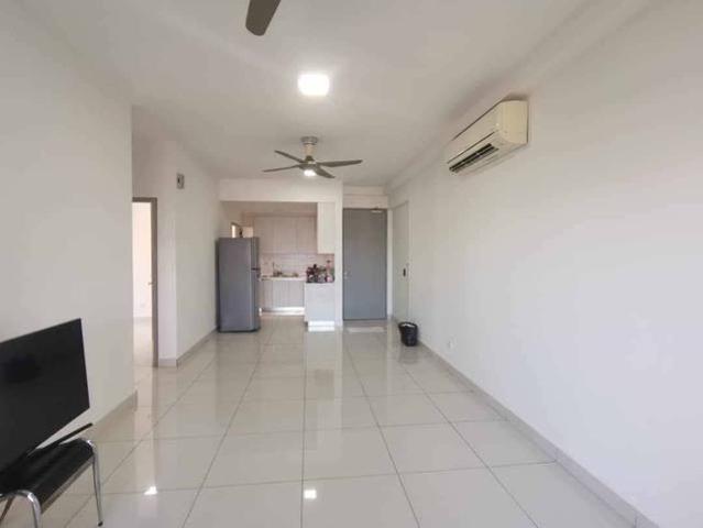 Full loan 1 Tebrau Residences High Floor windy ezy access many places